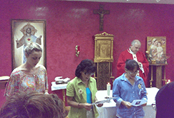 celebración liturgia con seglares